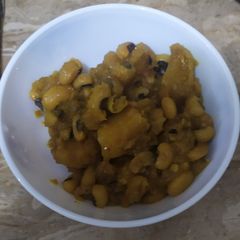 A picture of Lobia curry.
