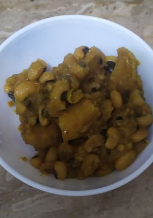 A picture of Lobia curry.