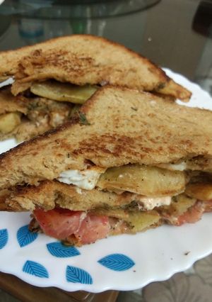 A picture of Paneer club sandwich.