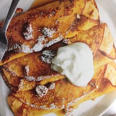 Pumpkin cheesecake crepes A picture of Pumpkin cheesecake crepes.