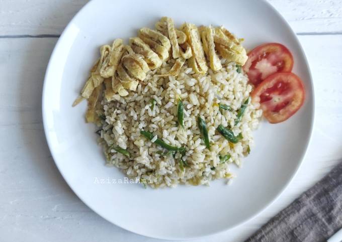 Resep memasak Nasi Goreng Cabe Ijo yang sempurna