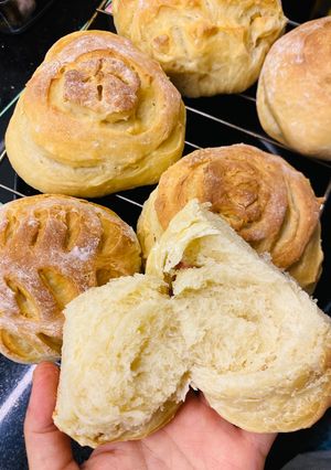 A picture of No-Knead Bread Made with Extra Sour Yogurt.