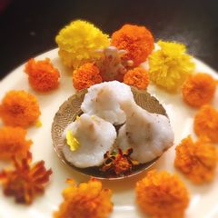 A picture of Ukadiche Modak ॐ गणेशया नमः.