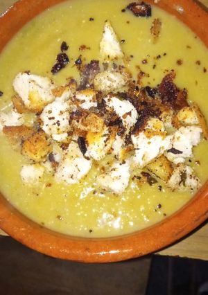 Una foto de Mi sopa de arvejas en lata