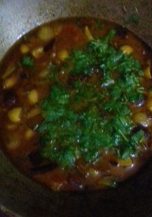 A picture of Mushroom do pyaza.