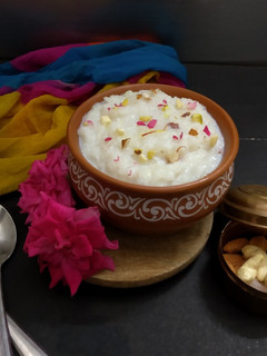 દૂધ પૌવા (Doodh Poha Recipe In Gujarati) રેસીપી મુખ્ય ફોટો
