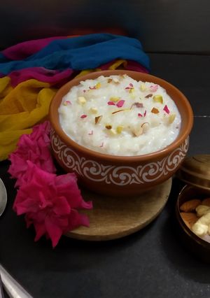 દૂધ પૌવા (Doodh Poha Recipe In Gujarati) રેસીપી મુખ્ય ફોટો