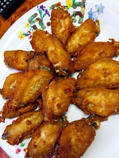 รูปของ ปีกไก่ทอดน้ำปลาสูตรกรอบ