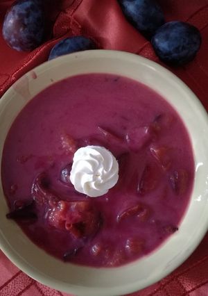 Tejszínes - fahéjas szilvaleves recept fotója