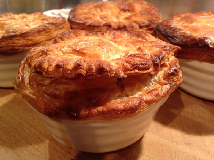 Easy Way Make Recipe Chicken, Leek and Bacon Pies that is So Delicious, Perfect}