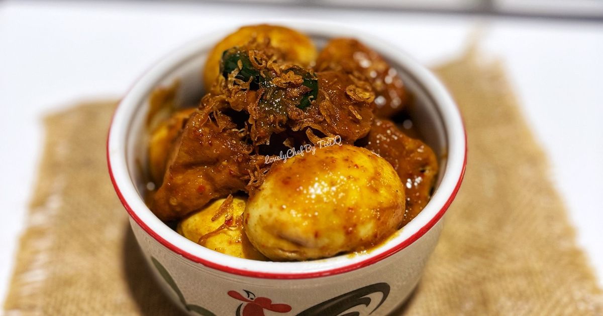 Tahu Telur Masak Petis Pedas Khas Tuban