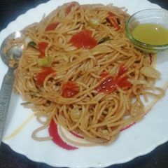 A picture of Indo Chinese Noodles.