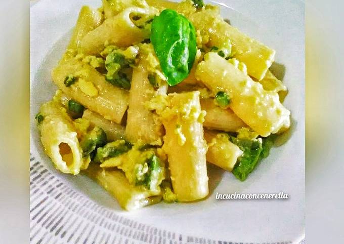 Rigatoni alla carbonara di zucchine