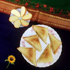A picture of Potato Sandwich.