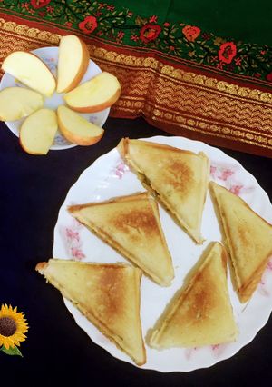 A picture of Potato Sandwich.
