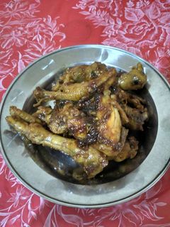 Foto resep Sayap dan ceker ayam tumis sambel terasi😋😋