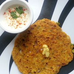 A picture of Carrot Parathas.