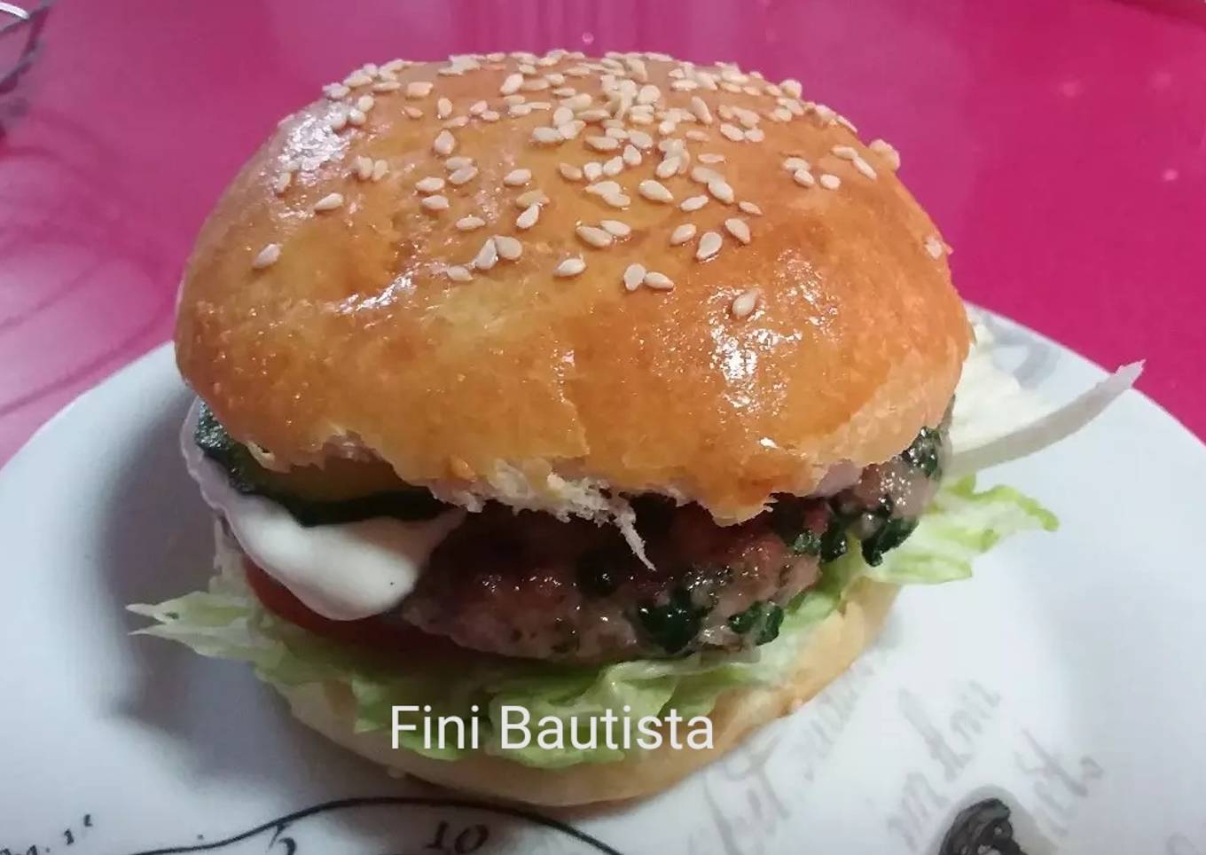 Hamburguesa de ternera y espinacas