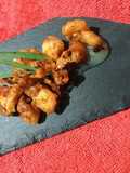 Pollo rebozado con salsa de piña