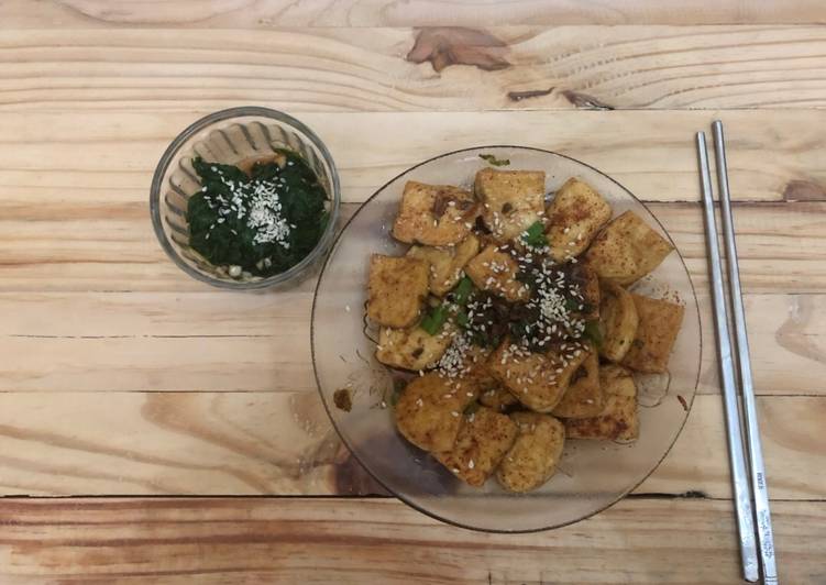 Dubu ganjang jorim with spinach sidedishes