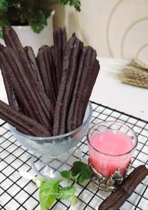 Foto resep Churros Oreo Panggang Saus Strawberry