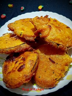 বেগুনি(Beguni recipe in Bengali) রেসিপির প্রধান ছবি