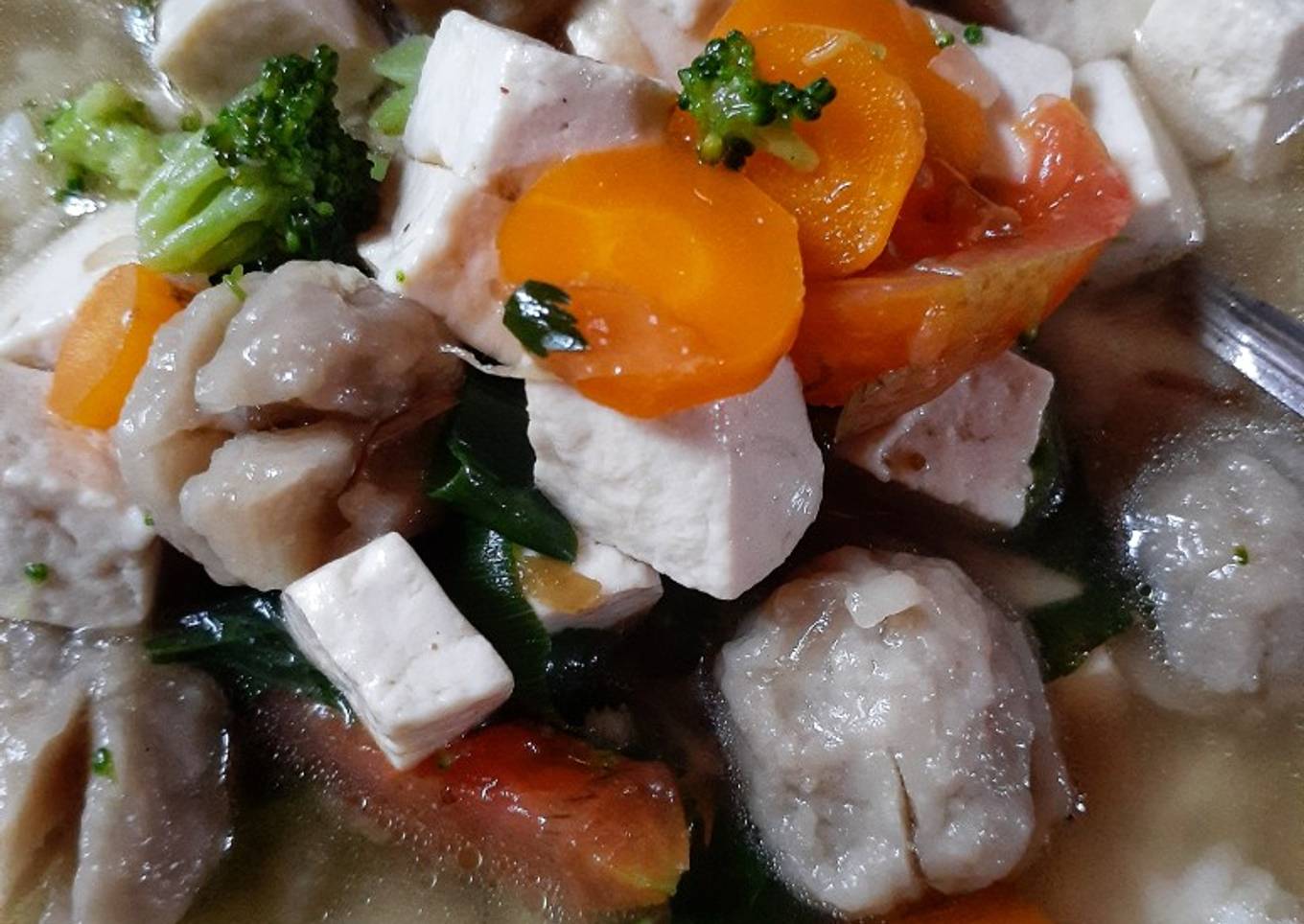 Sayur Sop Tahu Bakso