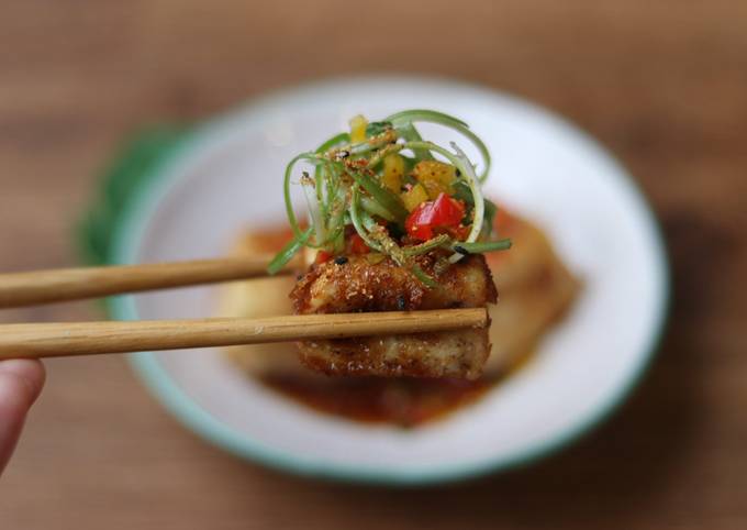 Soft tofu with sweet sticky tamarind sauce 🥢