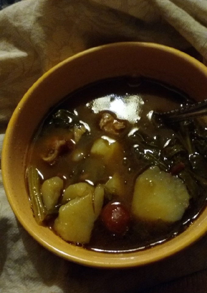 Una foto de Caldo gallego