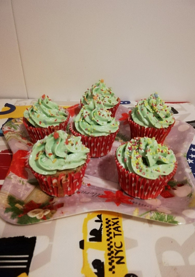 Una foto de Cupcakes navideños sanos