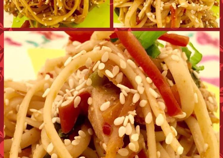 Recipe of Quick Sesame Chicken Chow Mein 😍😄😍