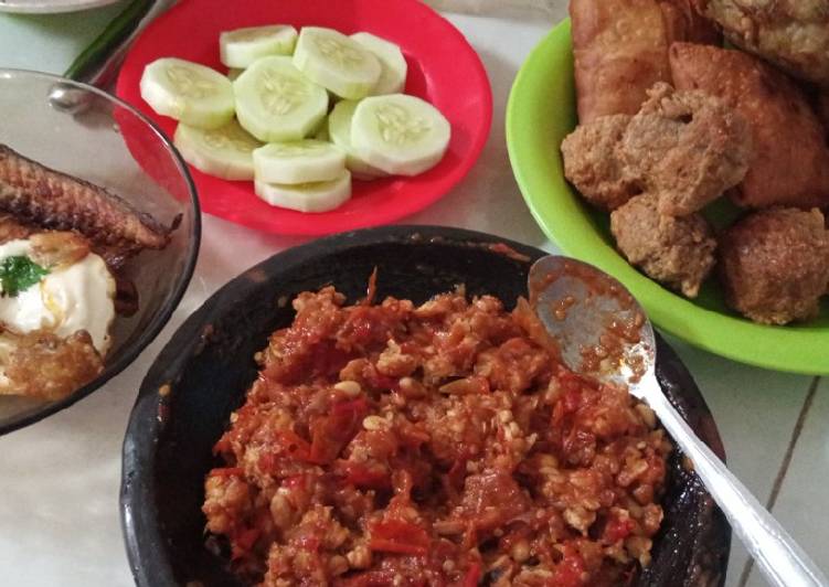 Sambel tempe maknyuss