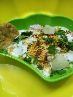 पापडी चाट (Papdi chaat recipe in Hindi) रेसिपी मुख्य फोटो