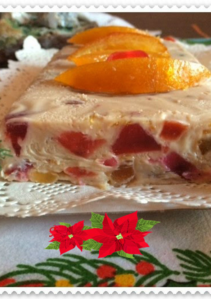 Una foto de Turrón de chocolate blanco con frutas confitadas