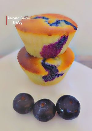 A picture of Blueberry Muffins.