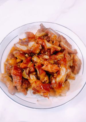 Hình của món Sụn heo chua ngọt.