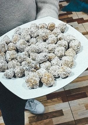Una foto de Cocadas de dulce de leche