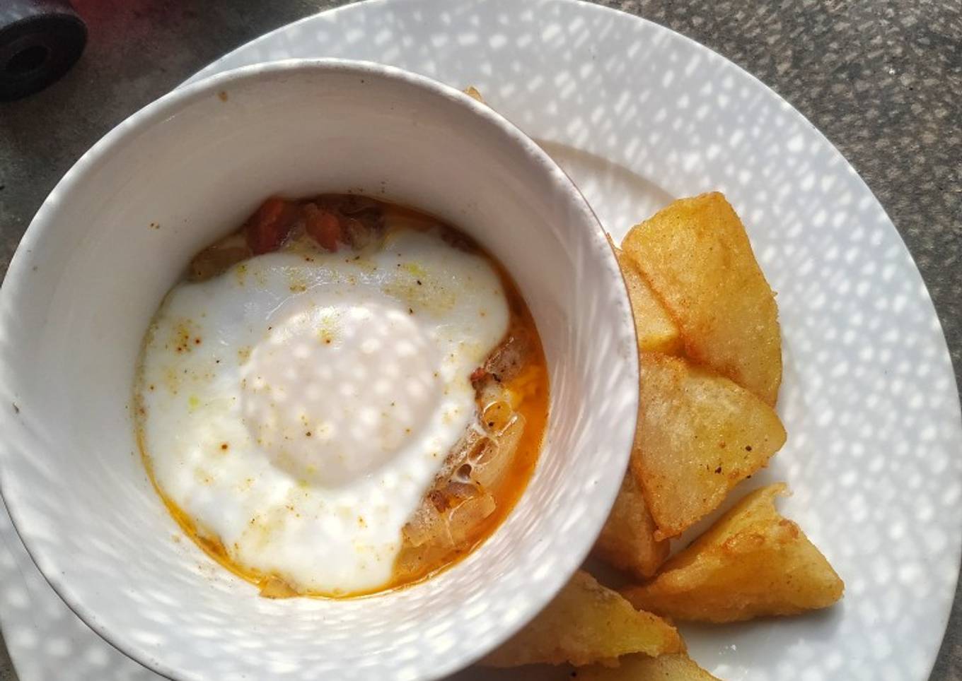 Steamed Shakshouka with wedges potato