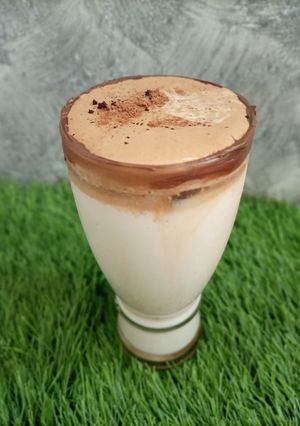 A picture of Dalgona coffee.