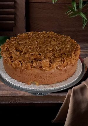 Foto di Torta di Mais, Avena e Patata Dolce con Cornflakes Caramellati
