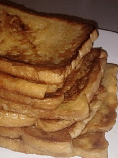 A picture of Simple bread toast.