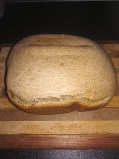 Kenyérsütős tönkölybúza kenyér recept fotója