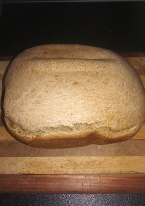 Kenyérsütős tönkölybúza kenyér recept fotója