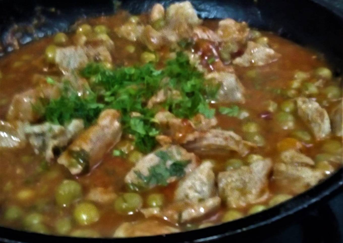 Trozos de Pechuga con - Salsa Taquera-