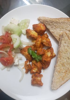 A picture of Tandoori Chicken boti.