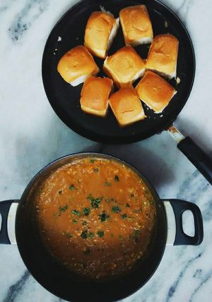 A picture of Pav Bhaji.