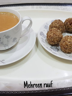 A picture of Dates & oats balls(Energy snack).