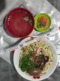 34. Mie Pangsit Ayam (Halal)