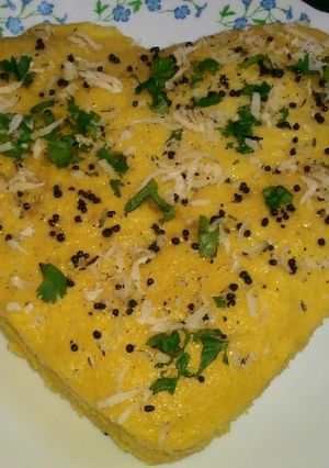 A picture of Khaman Dhokla.