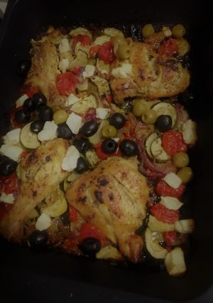 Una foto de Pollo al estilo griego